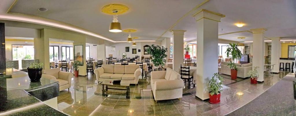 Theofilos Classic Hotel Petra  Zewnętrze zdjęcie